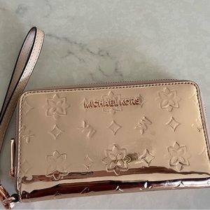 Michael Kors Wallet Rose Gold Logo